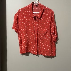 american eagle, size large , red with white flowers,